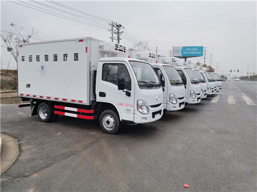 13臺躍進(jìn)小福星???S70醫(yī)廢??運(yùn)轉(zhuǎn)??車批量發(fā)車